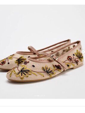 Zara Mesh Embroidered Floral Ballerina Flats Mary Jane NWT Light Pink Size 40/9